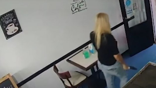 Echó a los delincuentes de su comercio con un cuchillo - #REC