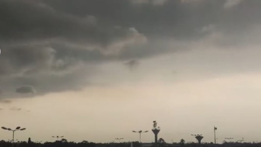 Mucha caída de agua, ráfagas y granizo: ¿Cómo funcionan las tormentas aisladas? - #FuerzaNatural