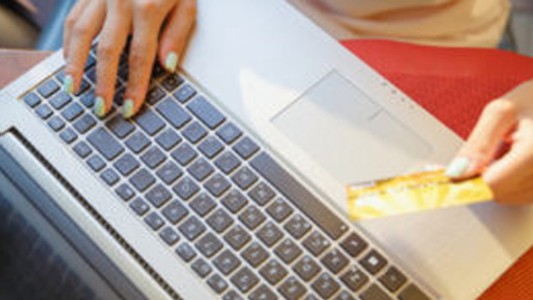 Hot Sale: ¿cómo comprar online sin caer en ofertas truchas ?