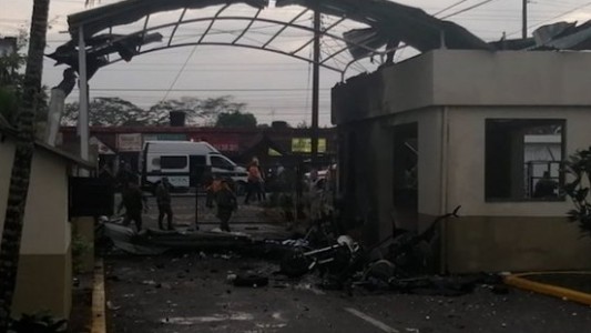 Detonaron una moto con explosivos en la puerta de un cuartel militar en Colombia