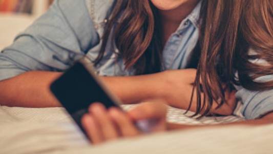 Condenado por abuso sexual de una adolescente: la víctima tuvo que tomar fotos para probarlo