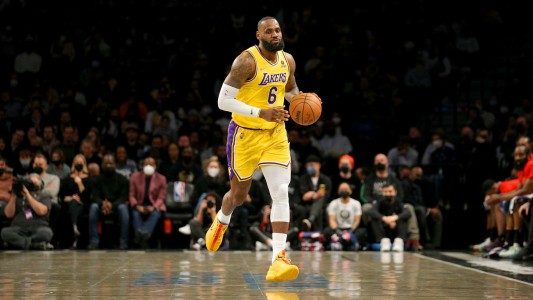 LeBron James hizo historia y se convirtió en el máximo anotador de la NBA