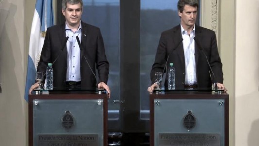 Prat Gay negó "etapa de ajuste" y aseguró que "estamos poniendo el foco en los más débiles"