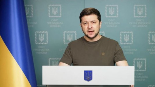 Zelenski, tras el ataque ruso contra la central nuclear: "Si hay una explosión, habrá que evacuar Europa"