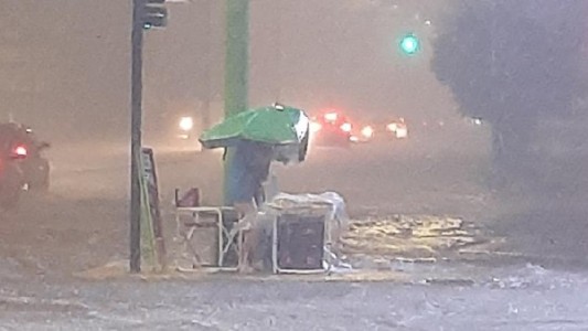 Una fuerte tormenta en Tucumán dejó al menos 120 evacuados