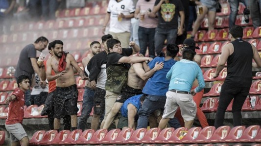 Suspenden a cinco funcionarios de seguridad tras los violentos incidentes en el fútbol mexicano