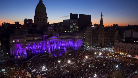 Encuesta: 8M ¿Avanzamos?