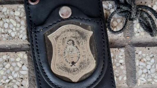 Detienen a un falso policía acusado de extorsionar a travestis en Constitución