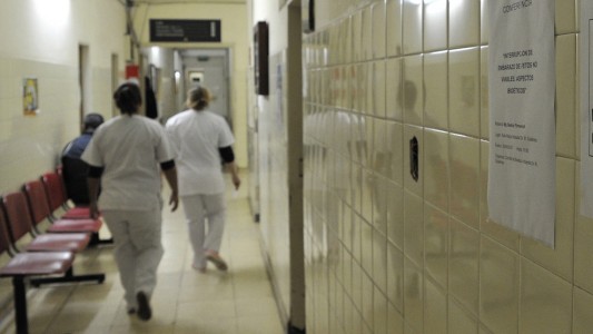 Paro de médicos: el gobierno bonaerense no descarta cerrar la paritaria por decreto