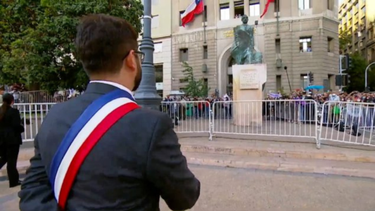 Con citas a Allende y Huidobro, Boric abogó por una convivencia democrática con la derecha