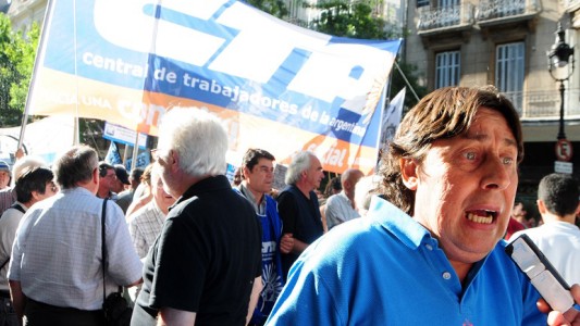 Veto a ley antidespidos: las CTA harán paro y el PJ criticó a Macri por poco "respeto a las instituciones"