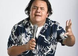 En un podcast y entre risas, un comediante mexicano confesó que violó a una mujer