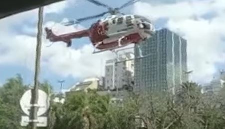 Un helicóptero aterrizó en plena 9 de Julio y causó inconvenientes en los locales de la zona