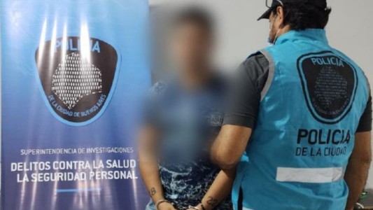 Dos detenidos por golpear y abusar de una joven trans