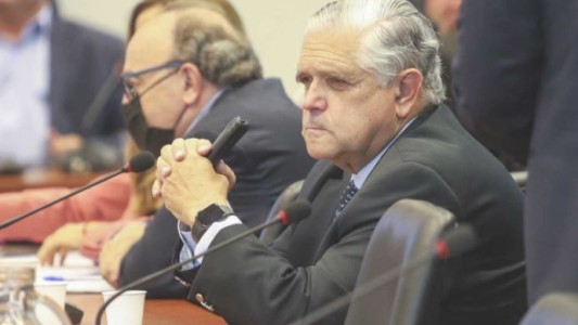 López Murphy denunció penalmente al Presidente por la suba de las retenciones