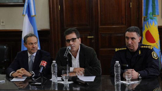 Ascenderán a los policías que no aceptaron coimas de López