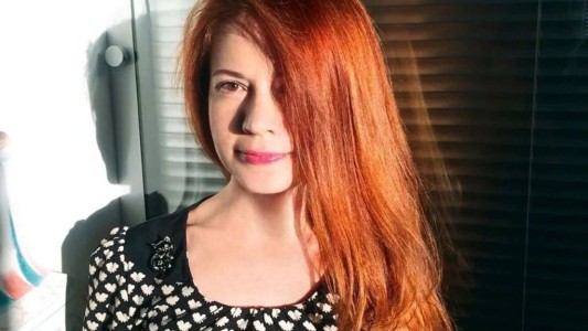 Murió una periodista rusa en Kiev en un bombardeo a un centro comercial