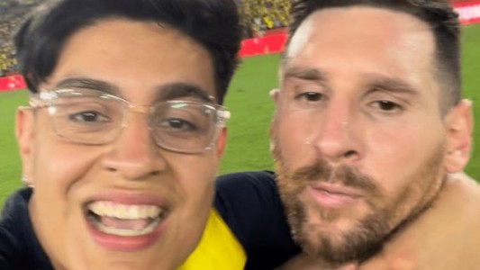 Video: El incómodo momento que vivió Messi con un hincha de Ecuador tras el empate de la Selección Argentina
