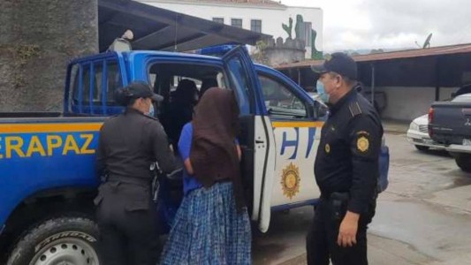 Llegó borracho a su casa, intentó violar a su esposa embarazada y la mujer lo decapitó