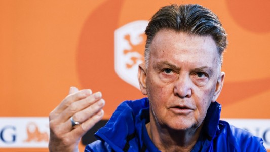 Louis van Gaal anunció que padece un cáncer de próstata "agresivo"