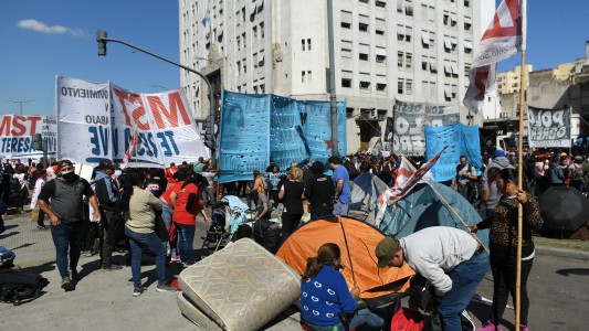 Zabaleta le respondió a Larreta: "No es el camino amenazar con sacar una asistencia"