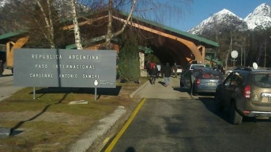 A partir de mayo se abrirán todos los pasos fronterizos terrestres entre Argentina y Chile