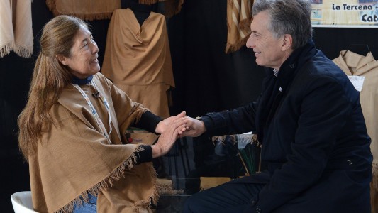 "Esconder las cosas debajo de la alfombra no trae soluciones", dijo Macri en la Fiesta del Poncho en Catamarca