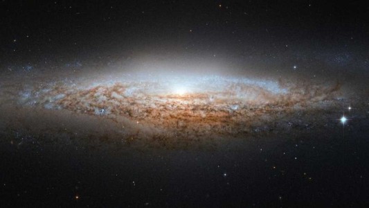 Astrónomos descubren la galaxia mas lejana jamás detectada
