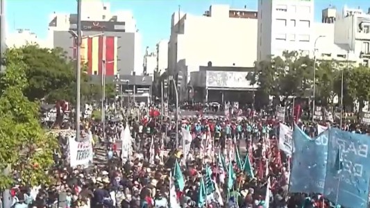 Vuelven las protestas a la Av. 9 de Julio: habrá marchas sin acampe