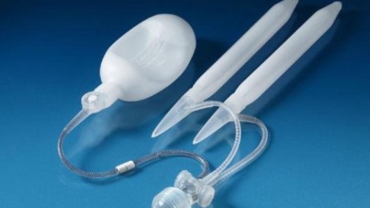 Denuncia: diputado brasileño revela compra de prótesis penianas y viagra para el ejército