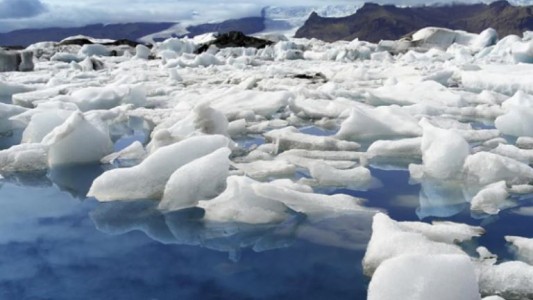 Ambos polos registraron por primera vez un aumento simultáneo de temperaturas