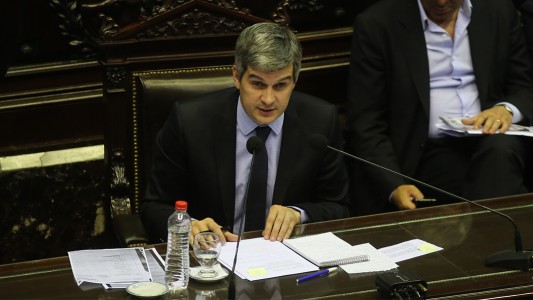 Marcos Peña adelantó que se enviará el proyecto para modificar Ganancias y dijo que "la baja de inflación ya es indiscutida"
