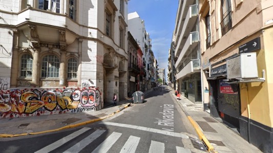 Discusión en un hostel en la Ciudad de Buenos Aires: apuñalaron en el cuello a un turista inglés