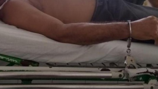 Llegó apuñalado a la guardia y dijo que lo habían asaltado: lo detuvieron por abuso de una menor