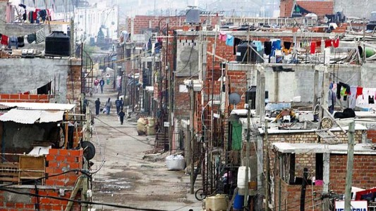 Evaluación de ANSES: para cobrar los $18.000 habrá que pasar un informe socio-ambiental