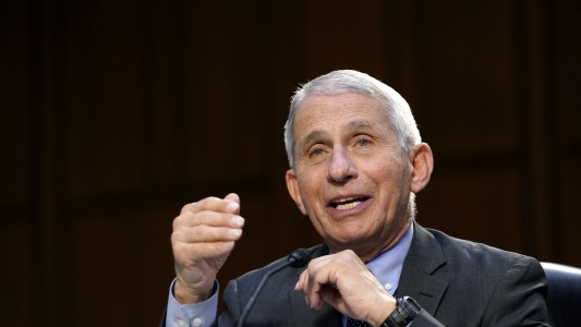Fauci aseguró que "Estados Unidos salió de la fase de pandemia del coronavirus"