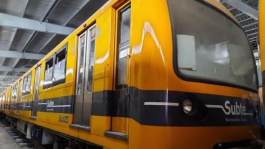 Subastan vagones del subte de Buenos Aires