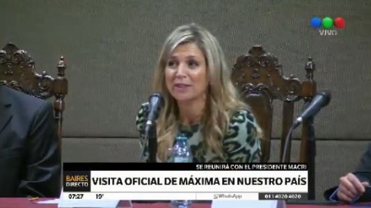 La reina Máxima alentó la inclusión financiera ante alumnos de la UCA