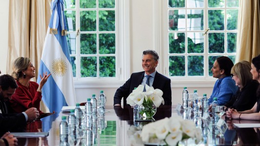 Máxima se reunió con Macri y después dio una conferencia: "Es caro ser pobre"