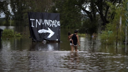 Construirán 280 viviendas para damnificados por las inundaciones en Santa Fe