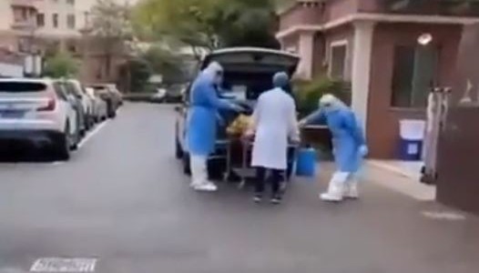 "Revivió" camino a la morgue un hombre al que creían muerto por covid