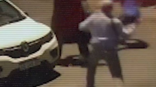 Salvaje ataque a un profesor: le cortaron las piernas para robarle - #REC