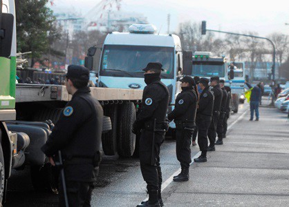 Patricia Bullrich: "los K critican el operativo policial porque perdieron el control"