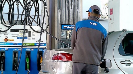 YPF también subió 10% promedio las naftas y gasoil en todo el país