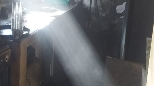 Bahía Blanca: un adolescente de 14 años murió tras manipular un bidón que provocó un incendio