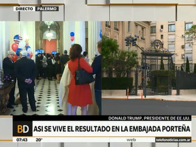 La espera de los resultados en la embajada norteamericana