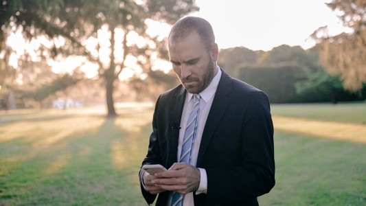 Guzmán confirmó que se elevará el piso del Impuesto a las Ganancias