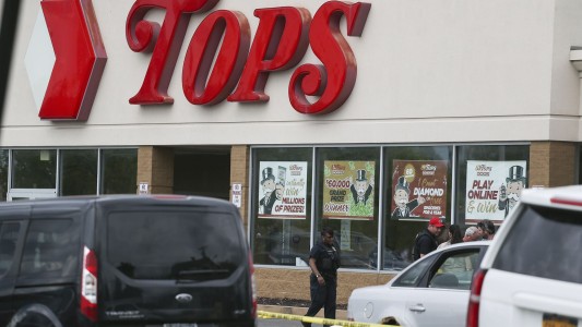 Masivo tiroteo en Nueva York: diez muertos y tres heridos