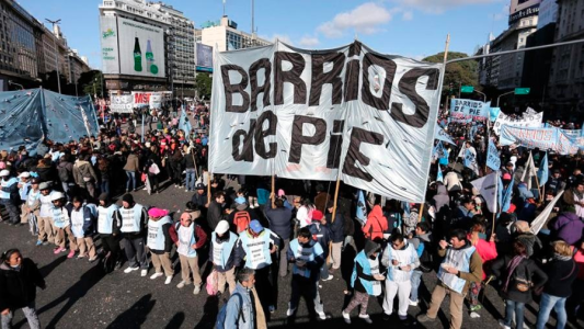 Movimientos sociales se movilizarán hoy por "salarios dignos" y "contra la pobreza" en CABA