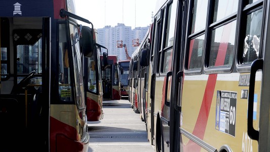 Mañana no habrá colectivos entre las 5 y las 7 por una medida de fuerza